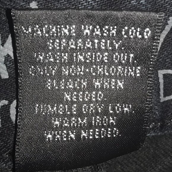 Mossimo Skinny Premium black denim jeans, ladies size 4S w/zipper/button fly - Picture 7 of 7